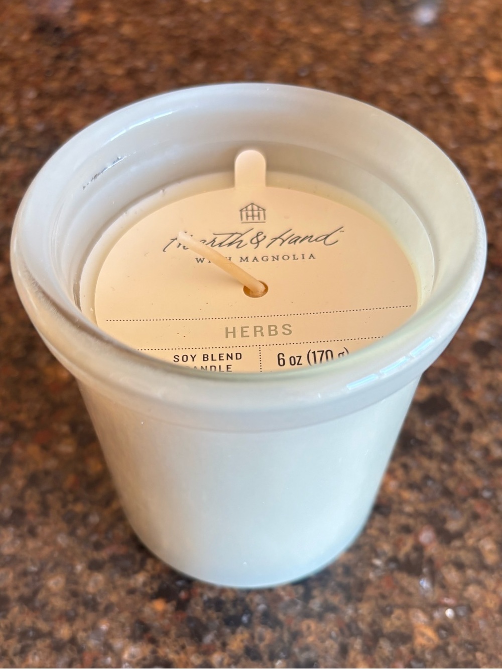 Hearth & Hand with Magnolia Herb soy blend candle